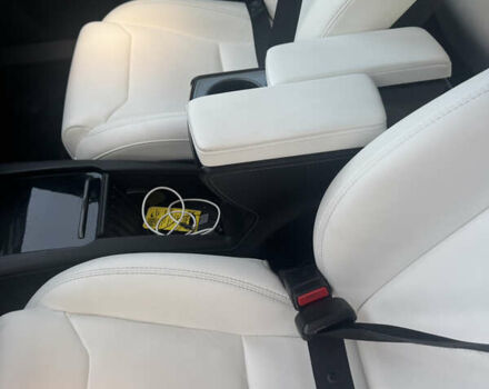 Білий Тесла Модель С, об'ємом двигуна 0 л та пробігом 154 тис. км за 30000 $, фото 24 на Automoto.ua