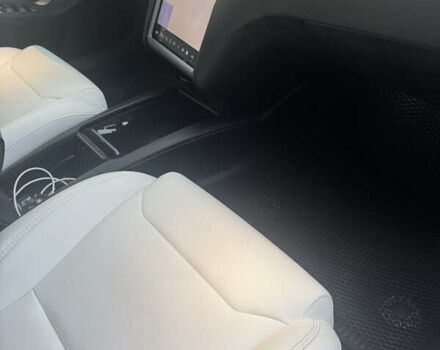 Білий Тесла Модель С, об'ємом двигуна 0 л та пробігом 154 тис. км за 30000 $, фото 25 на Automoto.ua