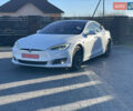 Белый Тесла Модель С, объемом двигателя 0 л и пробегом 135 тыс. км за 28300 $, фото 27 на Automoto.ua