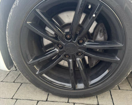 Білий Тесла Модель С, об'ємом двигуна 0 л та пробігом 154 тис. км за 30000 $, фото 14 на Automoto.ua