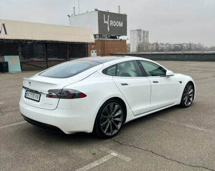 Белый Тесла Модель С, объемом двигателя 0 л и пробегом 149 тыс. км за 24900 $, фото 6 на Automoto.ua