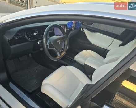 Белый Тесла Модель С, объемом двигателя 0 л и пробегом 76 тыс. км за 30200 $, фото 8 на Automoto.ua