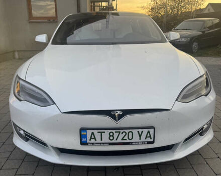 Білий Тесла Модель С, об'ємом двигуна 0 л та пробігом 154 тис. км за 30000 $, фото 8 на Automoto.ua