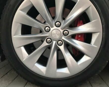 Белый Тесла Модель С, объемом двигателя 0 л и пробегом 55 тыс. км за 25000 $, фото 5 на Automoto.ua