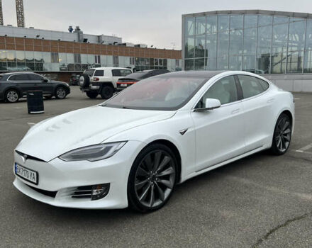 Белый Тесла Модель С, объемом двигателя 0 л и пробегом 149 тыс. км за 24900 $, фото 10 на Automoto.ua