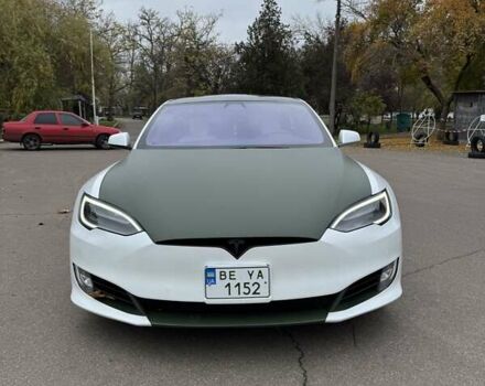 Белый Тесла Модель С, объемом двигателя 0 л и пробегом 219 тыс. км за 24900 $, фото 13 на Automoto.ua
