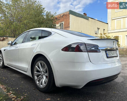 Белый Тесла Модель С, объемом двигателя 0 л и пробегом 85 тыс. км за 29500 $, фото 11 на Automoto.ua