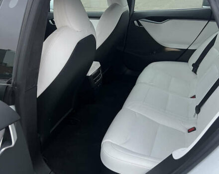 Белый Тесла Модель С, объемом двигателя 0 л и пробегом 149 тыс. км за 24900 $, фото 17 на Automoto.ua