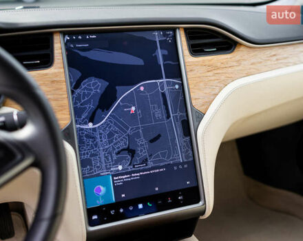 Білий Тесла Модель С, об'ємом двигуна 0 л та пробігом 193 тис. км за 24500 $, фото 28 на Automoto.ua