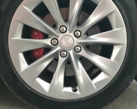 Белый Тесла Модель С, объемом двигателя 0 л и пробегом 55 тыс. км за 25000 $, фото 7 на Automoto.ua