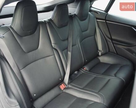 Белый Тесла Модель С, объемом двигателя 0 л и пробегом 117 тыс. км за 29700 $, фото 21 на Automoto.ua