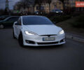 Белый Тесла Модель С, объемом двигателя 0 л и пробегом 100 тыс. км за 25900 $, фото 1 на Automoto.ua