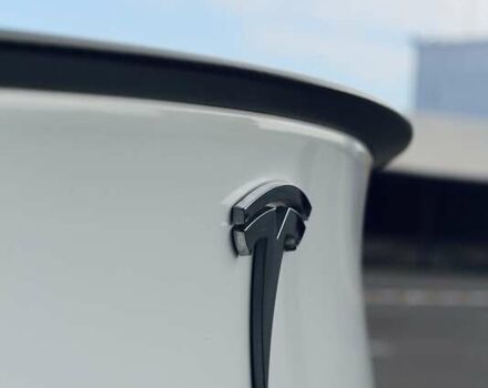 Белый Тесла Модель С, объемом двигателя 0 л и пробегом 117 тыс. км за 29700 $, фото 24 на Automoto.ua