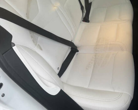 Білий Тесла Модель С, об'ємом двигуна 0 л та пробігом 154 тис. км за 30000 $, фото 30 на Automoto.ua