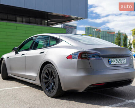 Білий Тесла Модель С, об'ємом двигуна 0 л та пробігом 193 тис. км за 24500 $, фото 6 на Automoto.ua