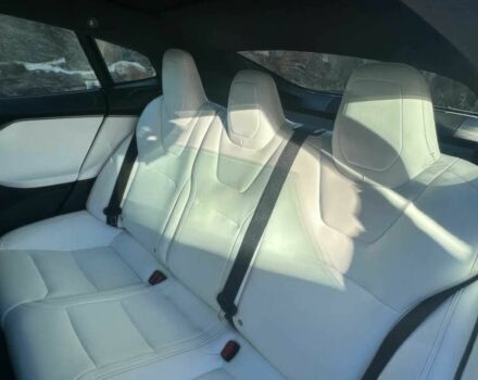 Білий Тесла Модель С, об'ємом двигуна 0 л та пробігом 48 тис. км за 17000 $, фото 9 на Automoto.ua