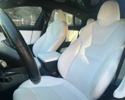 Білий Тесла Модель С, об'ємом двигуна 0 л та пробігом 48 тис. км за 17000 $, фото 8 на Automoto.ua