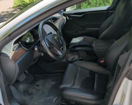 Белый Тесла Модель С, объемом двигателя 0 л и пробегом 49 тыс. км за 34500 $, фото 6 на Automoto.ua