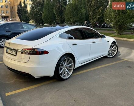 Белый Тесла Модель С, объемом двигателя 0 л и пробегом 69 тыс. км за 29900 $, фото 3 на Automoto.ua