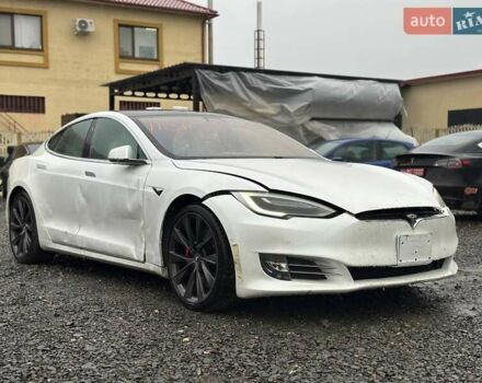 Білий Тесла Модель С, об'ємом двигуна 0 л та пробігом 184 тис. км за 20200 $, фото 2 на Automoto.ua
