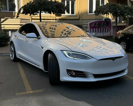 Белый Тесла Модель С, объемом двигателя 0 л и пробегом 69 тыс. км за 29900 $, фото 1 на Automoto.ua