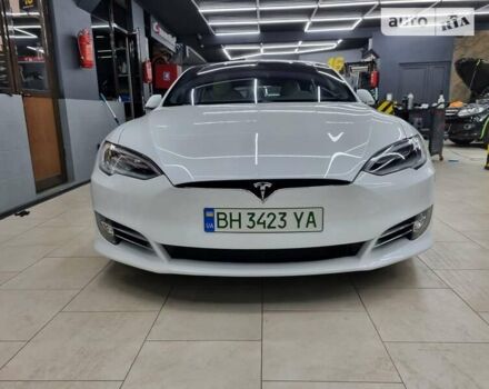 Білий Тесла Модель С, об'ємом двигуна 0 л та пробігом 50 тис. км за 29490 $, фото 28 на Automoto.ua