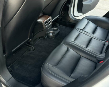 Белый Тесла Модель С, объемом двигателя 0 л и пробегом 69 тыс. км за 29900 $, фото 19 на Automoto.ua