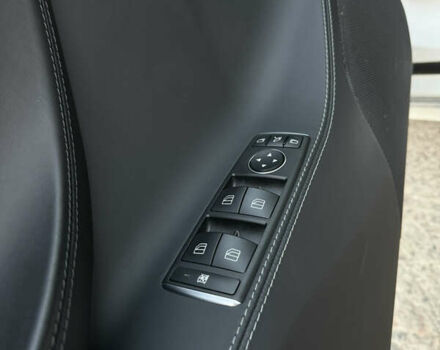 Белый Тесла Модель С, объемом двигателя 0 л и пробегом 69 тыс. км за 29900 $, фото 18 на Automoto.ua