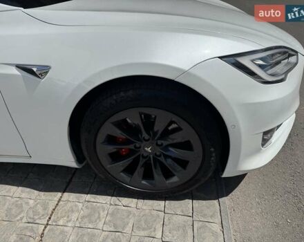 Тесла Модель С 2020 у Дніпро (Дніпропетровську) на Automoto.ua Білий Тесла Модель С, об'ємом двигуна 0 л та пробігом 59 тис. км за 35500 $, фото 5 на Automoto.ua