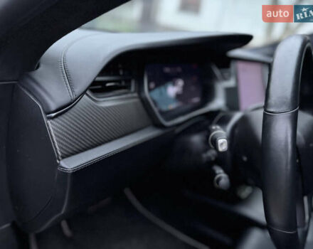 Белый Тесла Модель С, объемом двигателя 0 л и пробегом 104 тыс. км за 31500 $, фото 6 на Automoto.ua