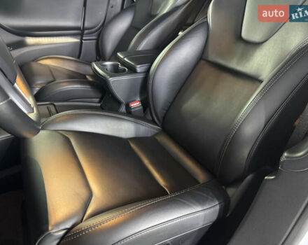 Белый Тесла Модель С, объемом двигателя 0 л и пробегом 73 тыс. км за 30999 $, фото 40 на Automoto.ua