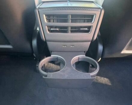 Білий Тесла Модель С, об'ємом двигуна 0 л та пробігом 48 тис. км за 17000 $, фото 12 на Automoto.ua