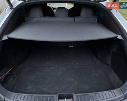 Белый Тесла Модель С, объемом двигателя 0 л и пробегом 104 тыс. км за 31500 $, фото 5 на Automoto.ua