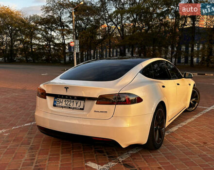 Тесла Модель С 2020 в Одессе на Automoto.ua Белый Тесла Модель С, объемом двигателя 0 л и пробегом 39 тыс. км за 27500 $, фото 2 на Automoto.ua