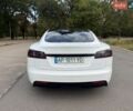 Белый Тесла Модель С, объемом двигателя 0 л и пробегом 252 тыс. км за 31500 $, фото 7 на Automoto.ua