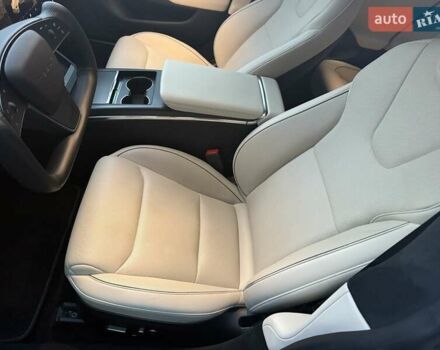 Білий Тесла Модель С, об'ємом двигуна 0 л та пробігом 51 тис. км за 49999 $, фото 38 на Automoto.ua