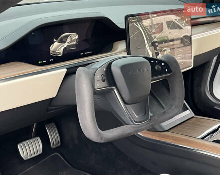 Белый Тесла Модель С, объемом двигателя 0 л и пробегом 68 тыс. км за 39900 $, фото 11 на Automoto.ua