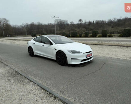 Белый Тесла Модель С, объемом двигателя 0 л и пробегом 42 тыс. км за 35500 $, фото 6 на Automoto.ua