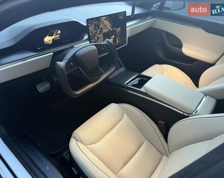 Білий Тесла Модель С, об'ємом двигуна 0 л та пробігом 51 тис. км за 49999 $, фото 37 на Automoto.ua