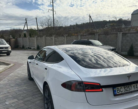 Белый Тесла Модель С, объемом двигателя 0 л и пробегом 20 тыс. км за 42000 $, фото 7 на Automoto.ua