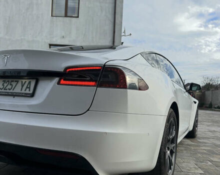 Белый Тесла Модель С, объемом двигателя 0 л и пробегом 20 тыс. км за 42000 $, фото 8 на Automoto.ua