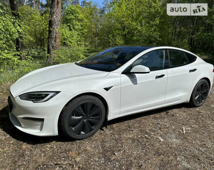 Білий Тесла Модель С, об'ємом двигуна 0 л та пробігом 46 тис. км за 57000 $, фото 7 на Automoto.ua