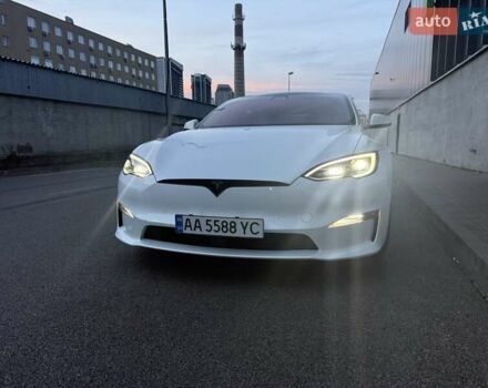 Білий Тесла Модель С, об'ємом двигуна 0 л та пробігом 51 тис. км за 49999 $, фото 4 на Automoto.ua