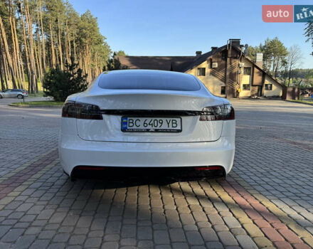 Білий Тесла Модель С, об'ємом двигуна 0 л та пробігом 38 тис. км за 33000 $, фото 7 на Automoto.ua