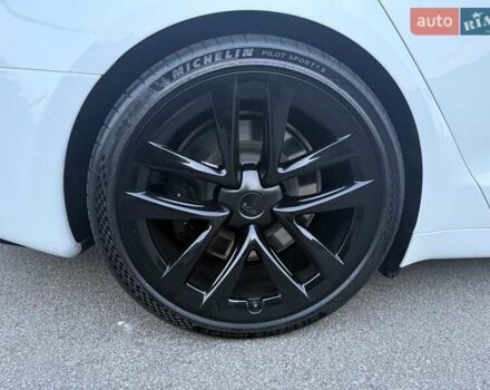 Білий Тесла Модель С, об'ємом двигуна 0 л та пробігом 51 тис. км за 49999 $, фото 13 на Automoto.ua
