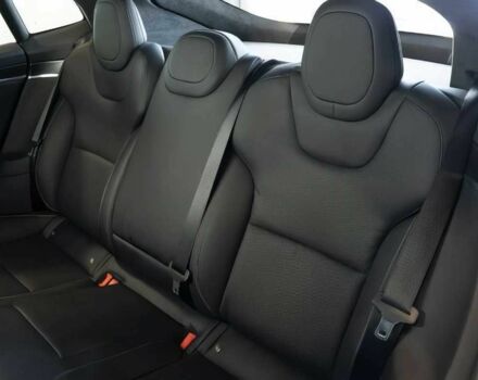 Белый Тесла Модель С, объемом двигателя 0 л и пробегом 25 тыс. км за 33300 $, фото 10 на Automoto.ua