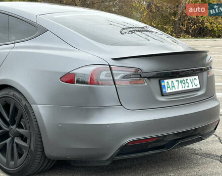 Белый Тесла Модель С, объемом двигателя 0 л и пробегом 68 тыс. км за 39900 $, фото 7 на Automoto.ua