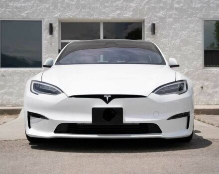 Белый Тесла Модель С, объемом двигателя 0 л и пробегом 25 тыс. км за 33300 $, фото 1 на Automoto.ua