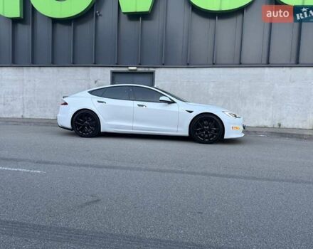 Білий Тесла Модель С, об'ємом двигуна 0 л та пробігом 51 тис. км за 49999 $, фото 7 на Automoto.ua