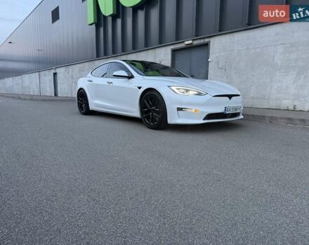 Білий Тесла Модель С, об'ємом двигуна 0 л та пробігом 51 тис. км за 49999 $, фото 2 на Automoto.ua